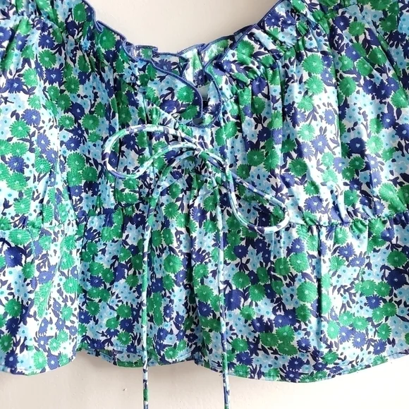 NWT Zara Ditsy Floral Puff Sleeve Cropped Blouse Top Size Medium - Picture 8 of 13